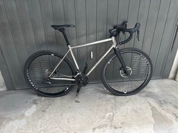 Używany Sonder Custom Shimano Ultegra 2024 Road & Gravel