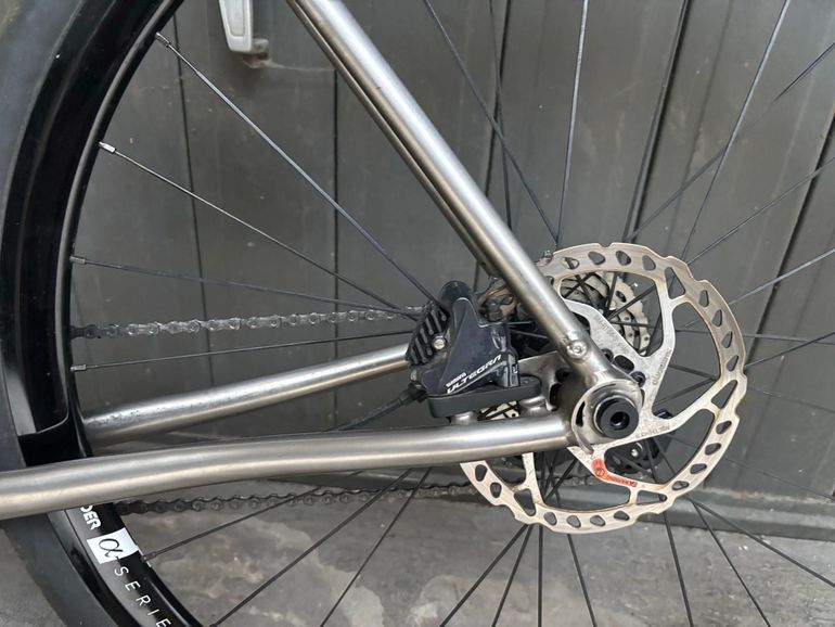 Sonder Custom Shimano Ultegra 2024 Road & Gravel de segunda mano, Gris claro — imagen 6 de 8