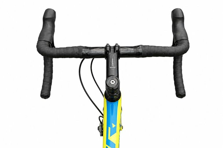 Giant TCR Advanced 1 Disc 2017 2017 Road & Gravel usato, Verde — immagine 2 di 8