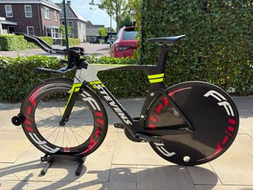 Used Stevens Custom Shimano Ultegra Di2 2019 Road & Gravel, Black — image 3 of 18