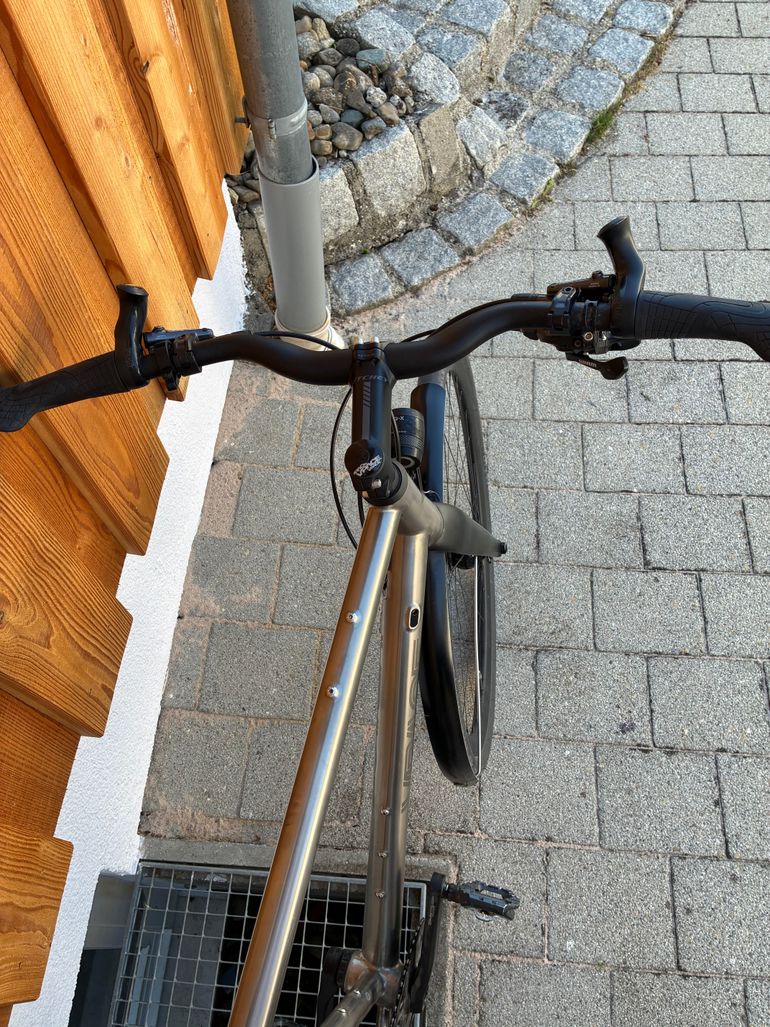 VPACE Speedbike 2023 Urban d'occasion — image 2 sur 3