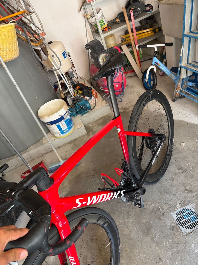 Used S Works Custom SRAM Force eTap AXS 2023 Road & Gravel, Red — image 12 of 15