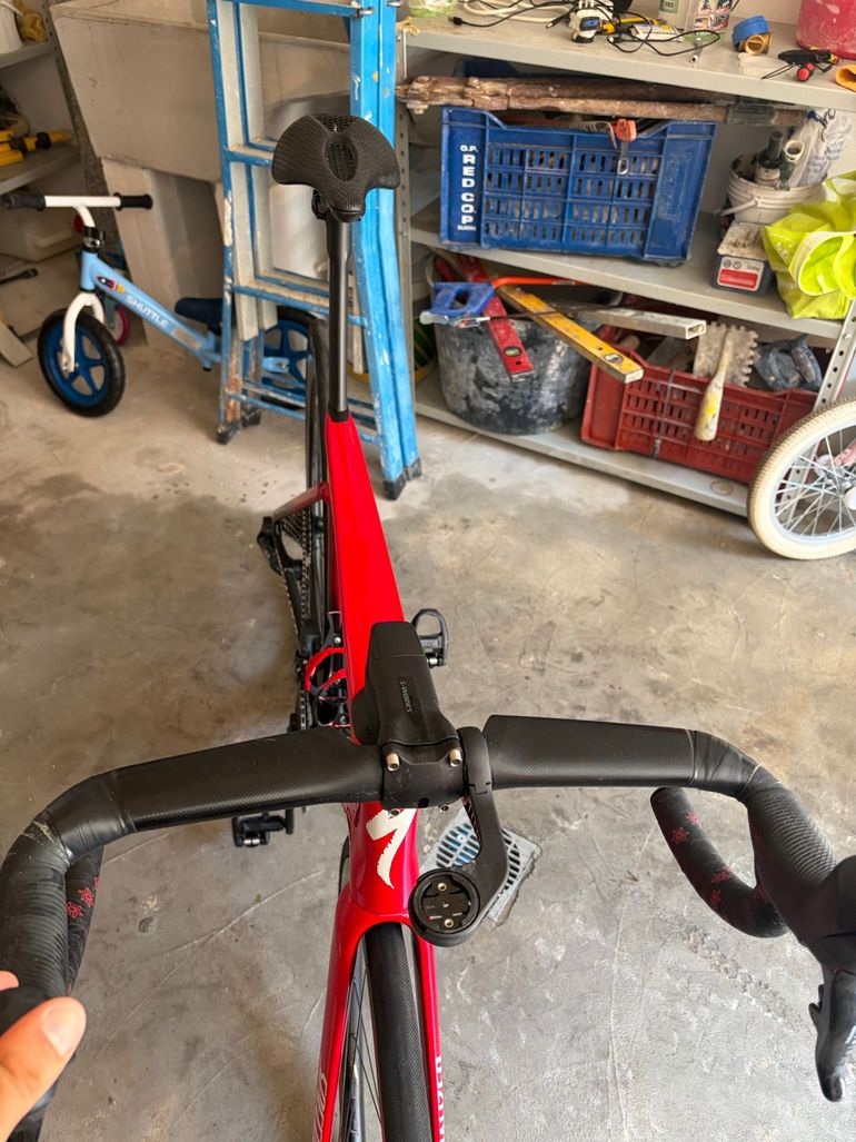 Used S Works Custom SRAM Force eTap AXS 2023 Road & Gravel, Red — image 4 of 15