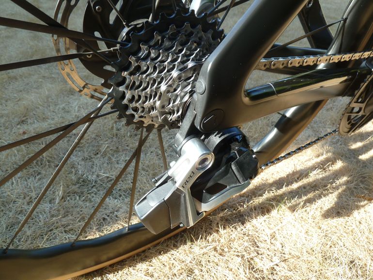 Gebrauchtes Canyon Aeroad CFR eTap 2024 2024 Road & Gravel, Schwarz — Bild 6 von 12