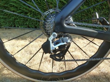 Tweedehands Canyon Aeroad SRAM Red eTap AXS 2023 Road & Gravel — afbeelding 8 van 12