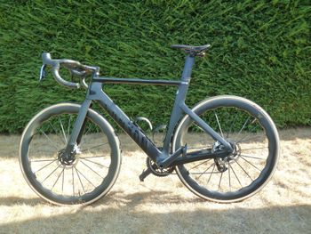 Used Canyon Aeroad CFR eTap 2024 2024 Road & Gravel