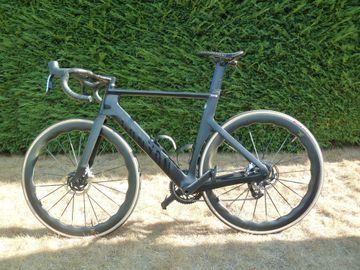 Tweedehands Canyon Aeroad SRAM Red eTap AXS 2023 Road & Gravel — afbeelding 1 van 12