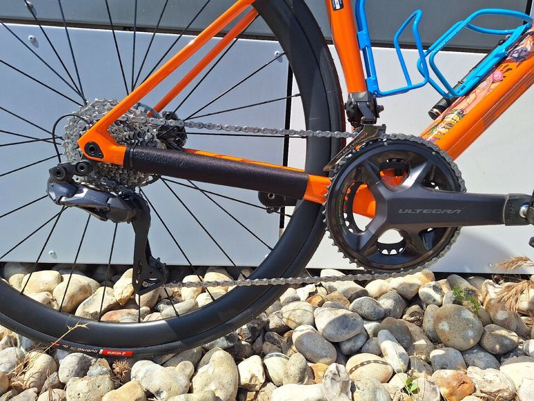 BMC Roadmachine ONE 2023 2023 Road & Gravel de segunda mano, Naranja — imagen 3 de 14