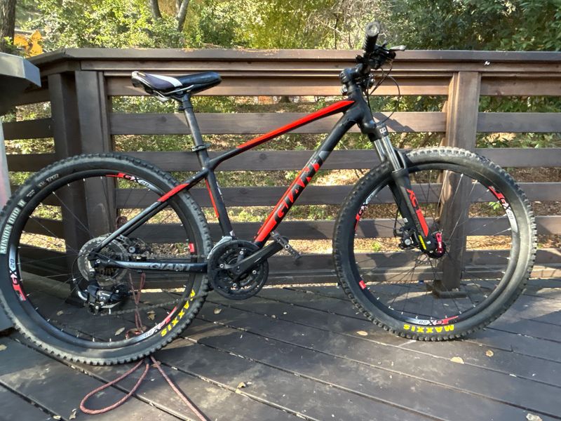Used Giant Atx Tektro 2018 MTB