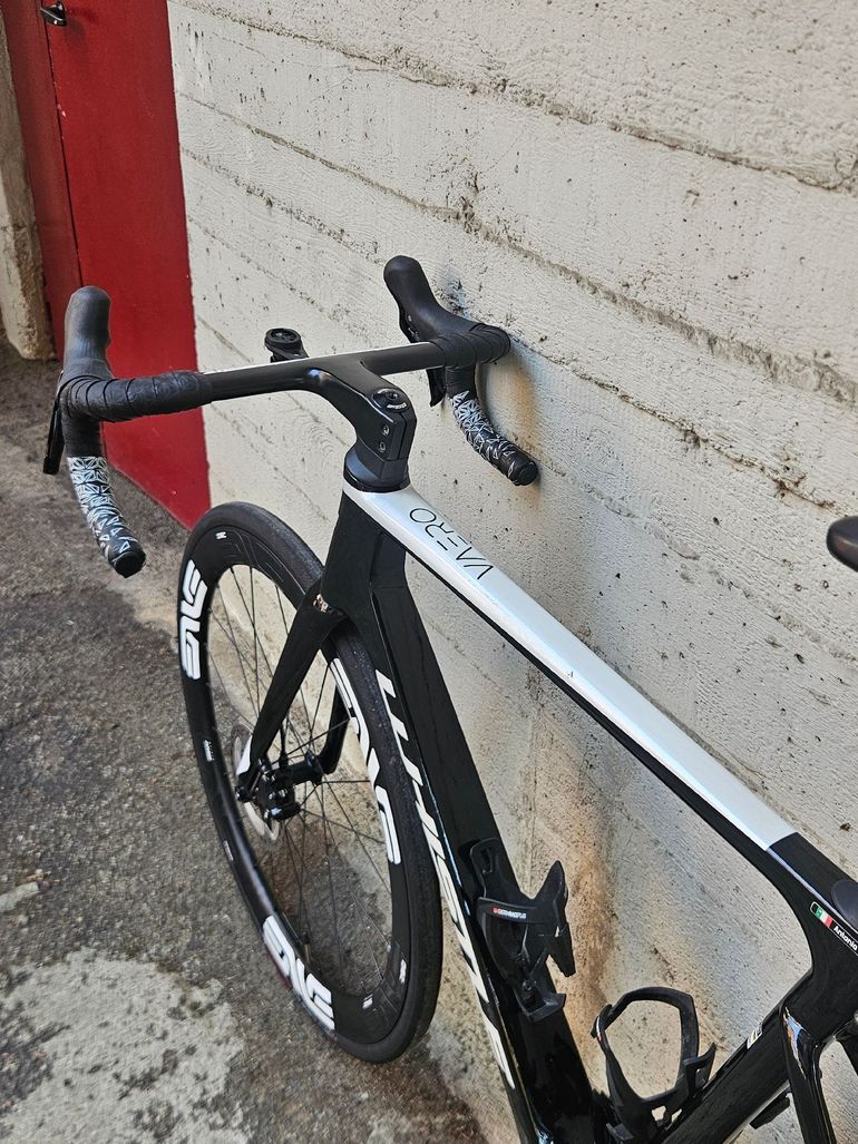Używany Whistle Custom Shimano 105 2025 Road & Gravel — zdjęcie 7 z 15