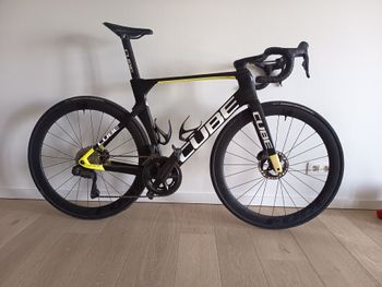 Brugt CUBE LITENING AERO C:68X RACE 2023 2023 Road & Gravel