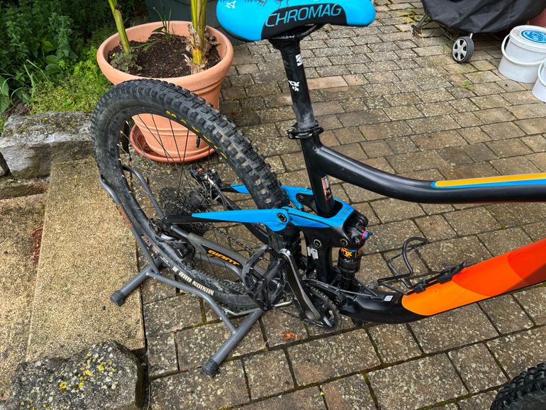 Used Giant Trance 2 2017 2017 Mountainbike, Black — image 5 of 9