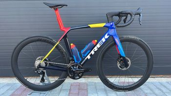 Trek Madone SLR Gen 8 2025 Road & Gravel d'occasion