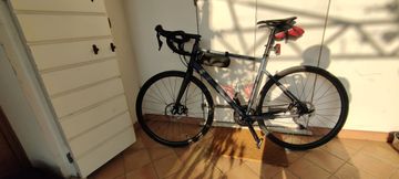 Gebrauchtes TRIBAN RC520 Disc Road Bike - 105 2021 2021 Road & Gravel