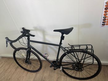 Käytetty Genesis Croix De Fer 20 2019 2019 Road & Gravel