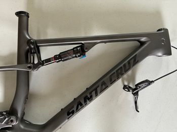 Gebrauchtes Santa Cruz BLUR Frame / Carbon CC 2023 Frameset 2023 Mountainbike, Hellgrau, 29 — Bild 2 von 5