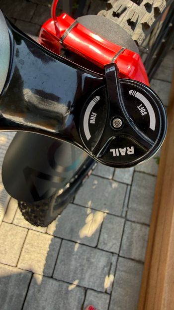 CUBE REACTION TM, PRO 2025 2025 Mountainbike usato, Grigio chiaro — immagine 28 di 36