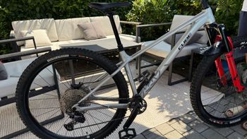 CUBE REACTION TM, PRO 2025 2025 Mountainbike usato, Grigio chiaro — immagine 29 di 36