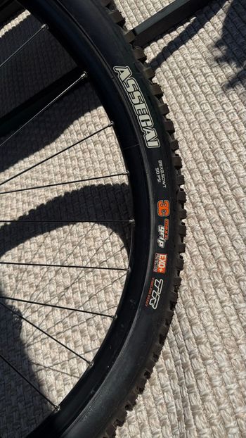 CUBE REACTION TM, PRO 2025 2025 Mountainbike usato, Grigio chiaro — immagine 34 di 36