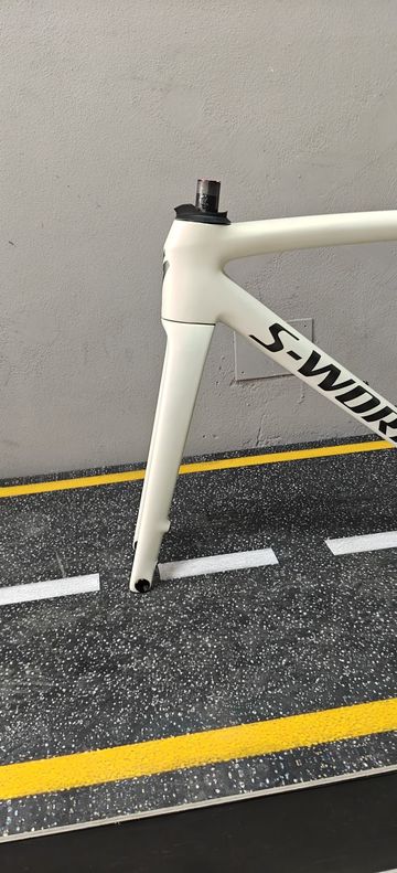 Used Specialized Tarmac Frameset 2024 Road & Gravel, White — image 7 of 7
