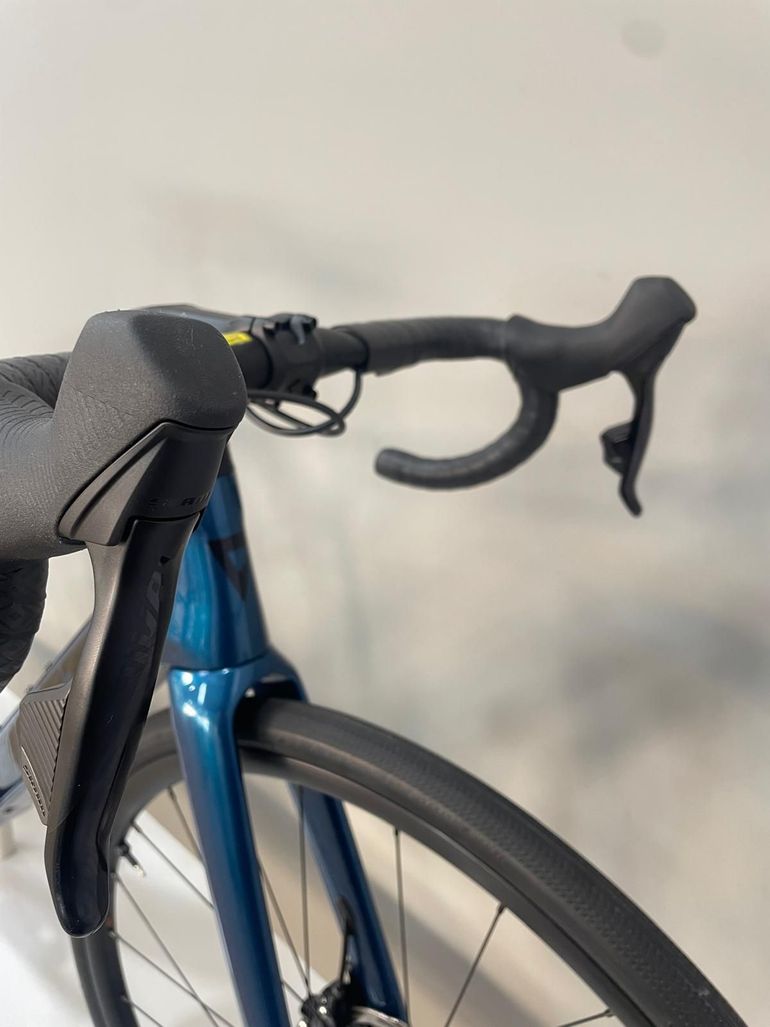 Gebrauchtes Giant Defy Advanced E+ Elite 2 2025 2025 Road & Gravel, Blau — Bild 7 von 10
