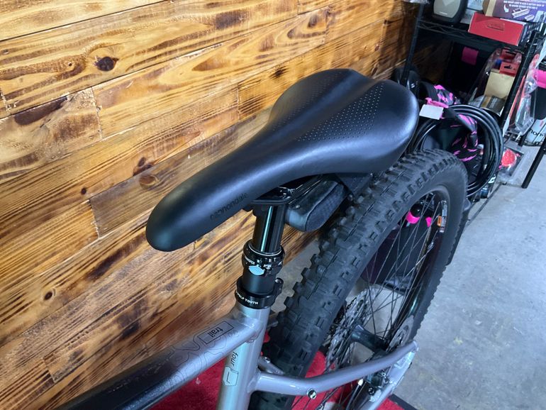 Used Cannondale Trail SE 4 2022 2022 Mountainbike, Black — image 6 of 9