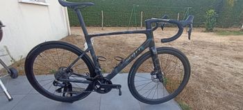 Used Scott Addict RC 10 2026 2026 Road & Gravel