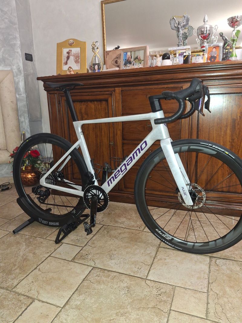 Megamo PULSE 04 SLR 2026 2026 Road & Gravel d'occasion