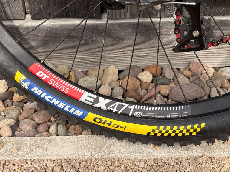 Gebrauchtes Forbidden Supernought SRAM GX DH 2025 Mountainbike, Grün — Bild 4 von 12