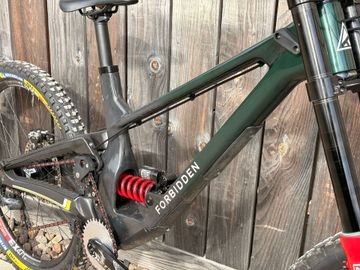 Forbidden Supernought SRAM GX DH 2025 Mountainbike d'occasion — image 8 sur 12