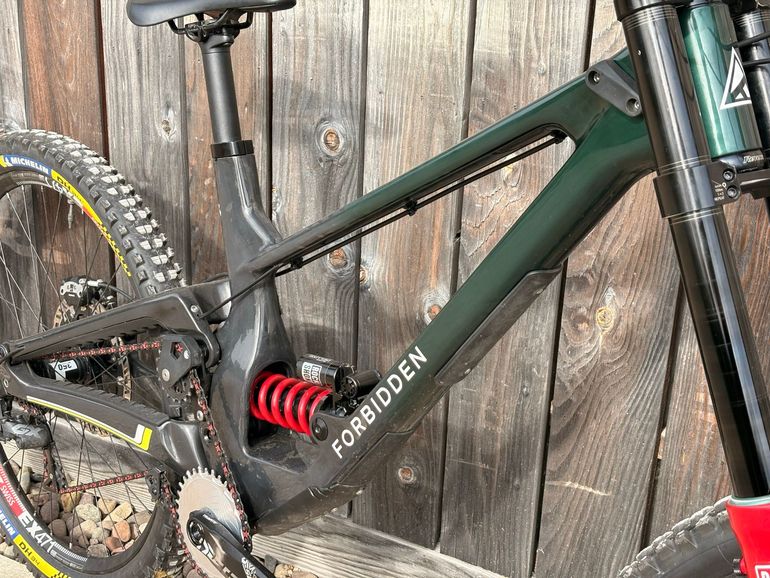 Gebrauchtes Forbidden Supernought SRAM GX DH 2025 Mountainbike, Grün — Bild 8 von 12