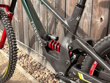 Forbidden Supernought SRAM GX DH 2025 Mountainbike d'occasion — image 10 sur 12