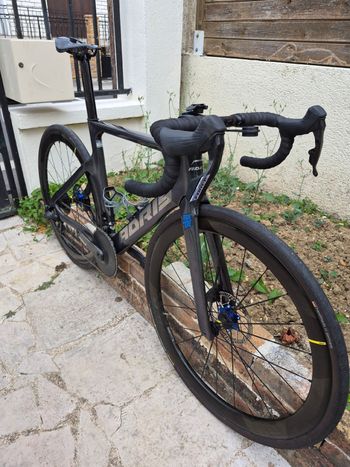 Tweedehands Adris Custom SRAM Force eTap AXS 2024 Road & Gravel — afbeelding 4 van 4