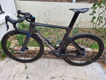 Tweedehands Adris Custom SRAM Force eTap AXS 2024 Road & Gravel — afbeelding 2 van 4