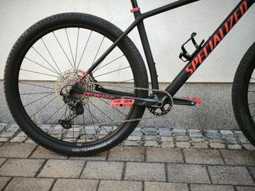 Used Specialized Epic Shimano Deore XT 2021 Mountainbike, Black — image 2 of 12