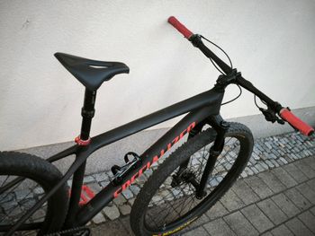 Used Specialized Epic Shimano Deore XT 2021 Mountainbike, Black — image 9 of 12