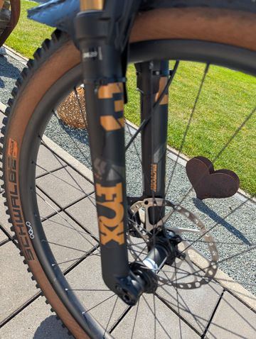 Orbea OIZ M10 2024 2024 Mountainbike usato, Verde — immagine 5 di 9