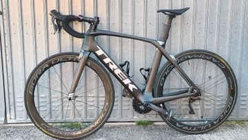 Used Trek Madone 9.0 2018 2018 Road & Gravel, Black — image 2 of 8
