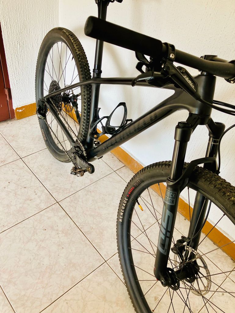 Specialized Epic Hardtail Expert 2020 2020 Mountainbike d'occasion — image 3 sur 6