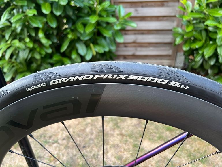 Trek Emonda Shimano Ultegra Di2 2019 Road & Gravel usato, Viola — immagine 9 di 9