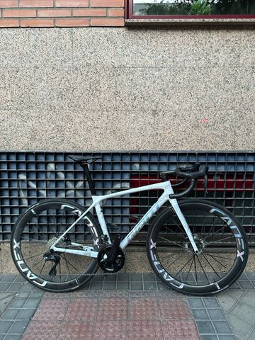 Tweedehands Giant TCR Advanced Pro Disc 0 Di2 2023 2023 Road & Gravel