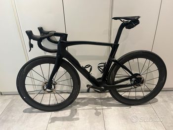 PINARELLO DOGMA F 2023 Road & Gravel usato