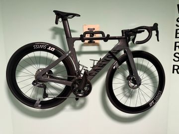 Brugt Canyon Aeroad CF SLX 8 Di2 2024 2024 Road & Gravel — billede 10 af 20