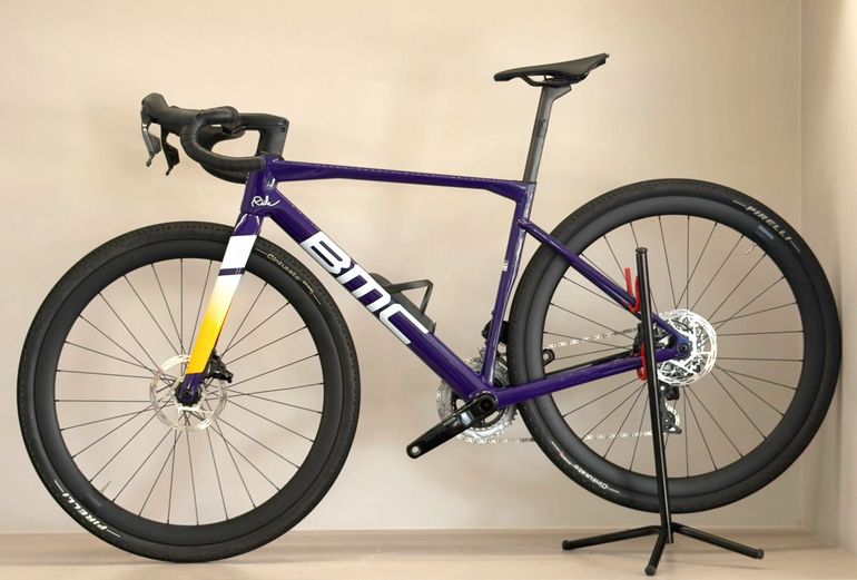 Tweedehands BMC Kaius 01 THREE 2024 2024 Road & Gravel — afbeelding 4 van 17