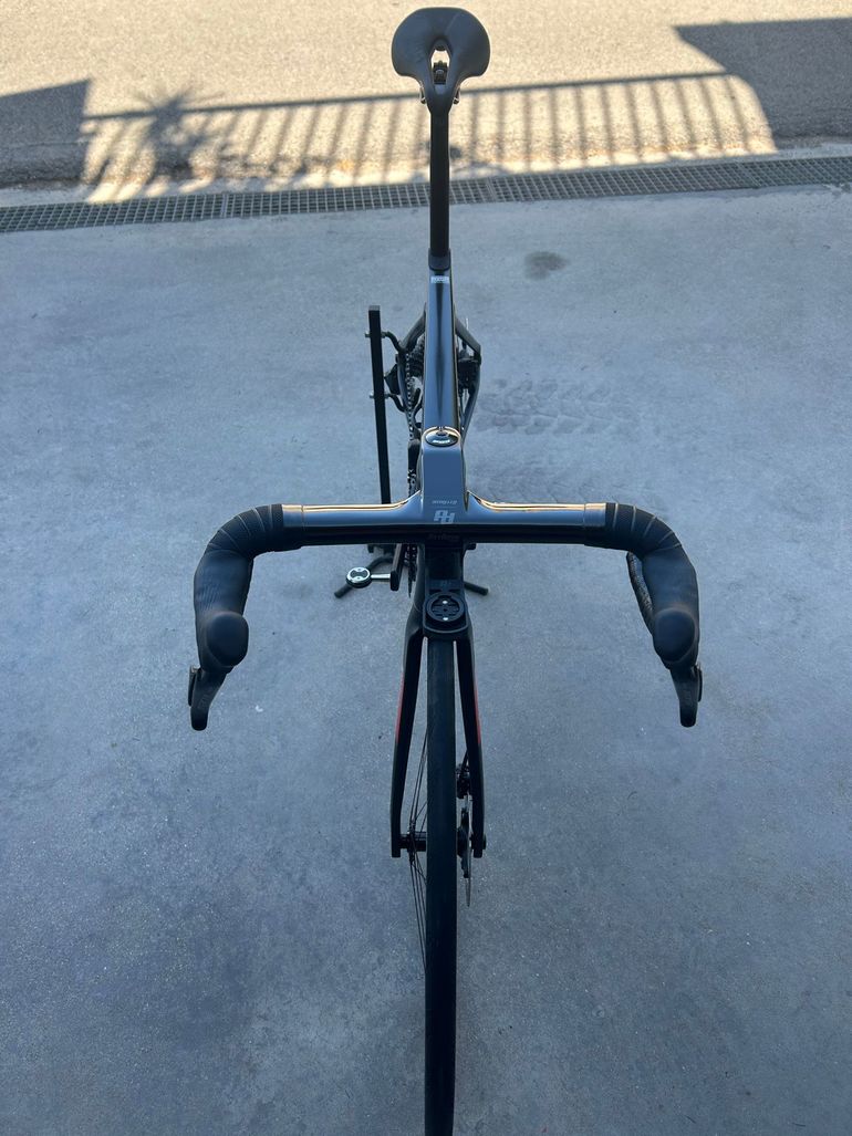 Käytetty Gusto Custom Shimano 105 Di2 2025 Road & Gravel — kuva 6 / 7