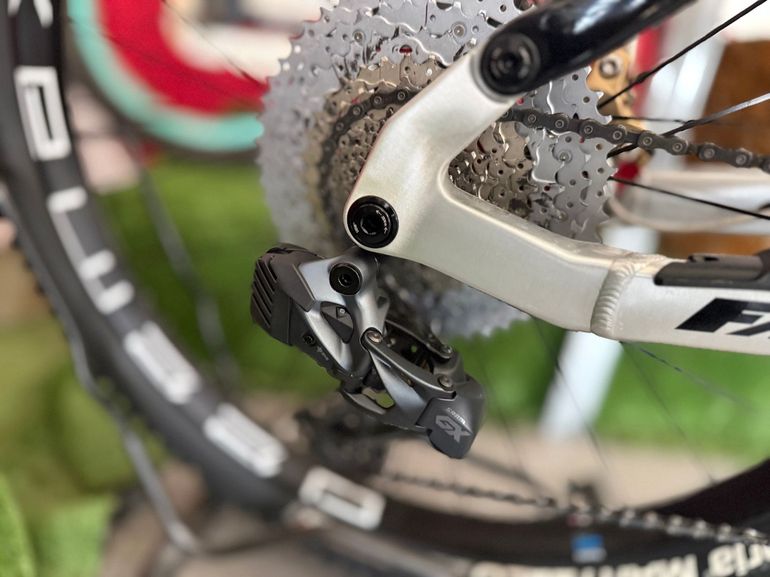 Brugt Fantic XEF 1.9 Factory 2026 2026 Mountainbike — billede 13 af 14