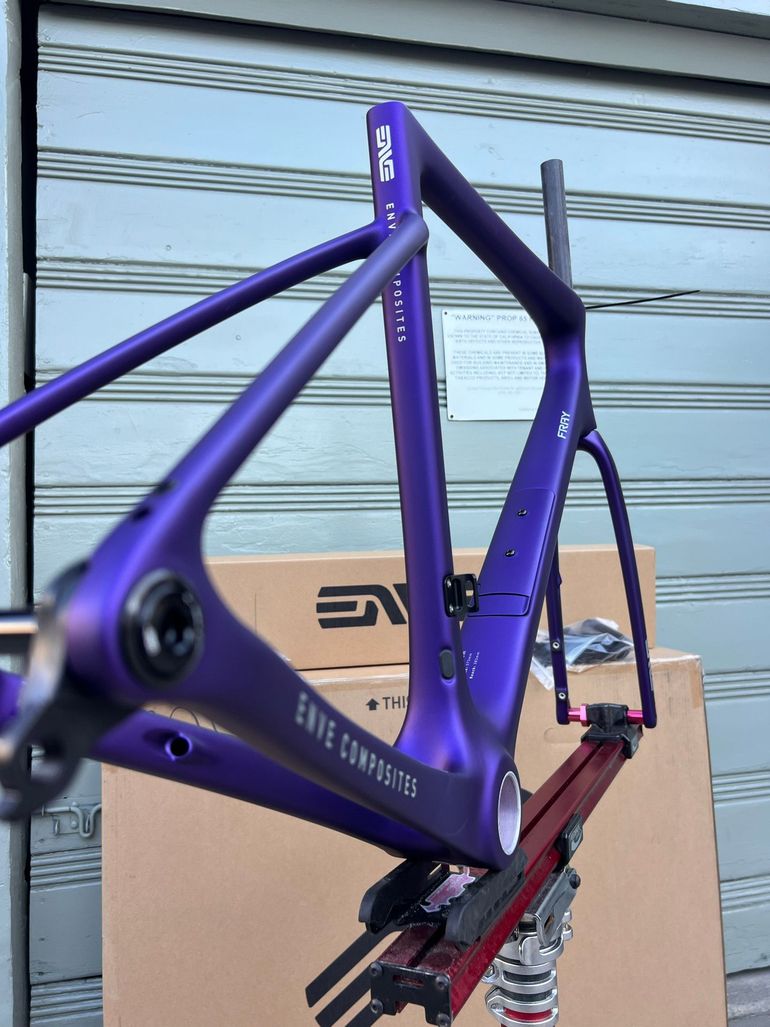 Used Enve Fray PRO RED 2026 Frameset 2026 Road & Gravel, Purple — image 3 of 11