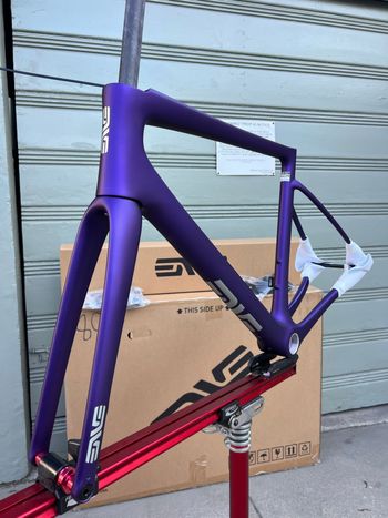 Used Enve Fray PRO RED 2026 Frameset 2026 Road & Gravel, Purple — image 4 of 11