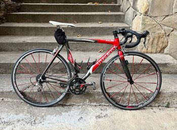 Used Trek Madone 5.9 2005 2005 Road & Gravel, Red — image 2 of 7
