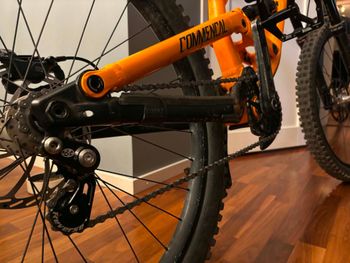 Commencal FURIOUS RACE 2019 2019 Mountainbike usato, Arancione — immagine 3 di 4
